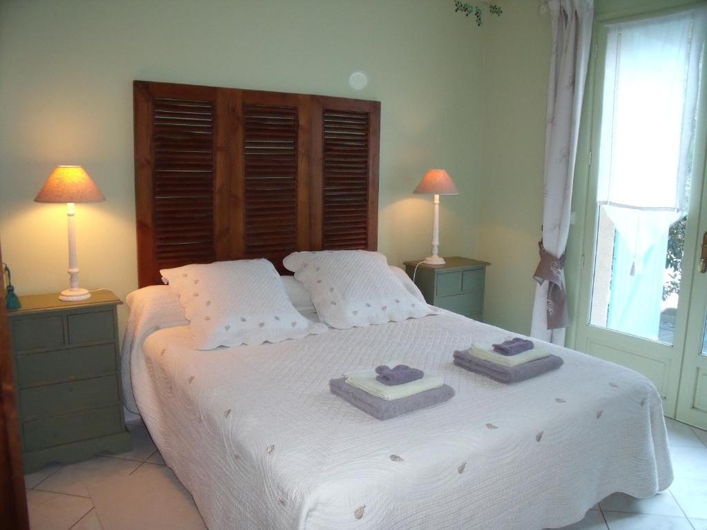 Maison D'Hotes Le Moulin Pointu Sainte-Nathalène Rum bild